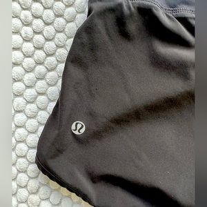 Lululemon Side Scrunch Shorts Size Small